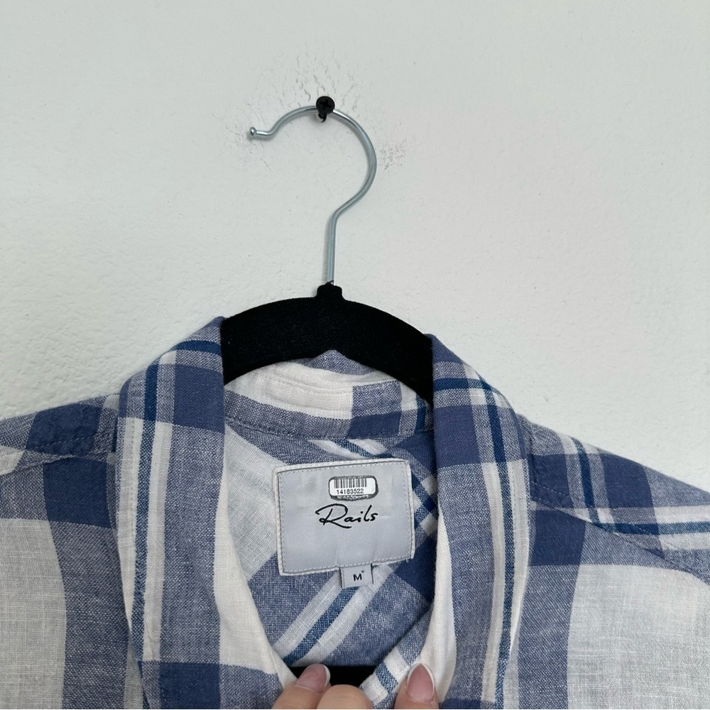 Rails Amelie Front Knit Short Sleeve Shirt Size M Women’s White Blue Plaid Print - Picture 9 of 10